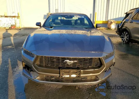 2025 Ford Mustang z USA, uszkodzony, nr VIN 1FAGP8UH0S5120790